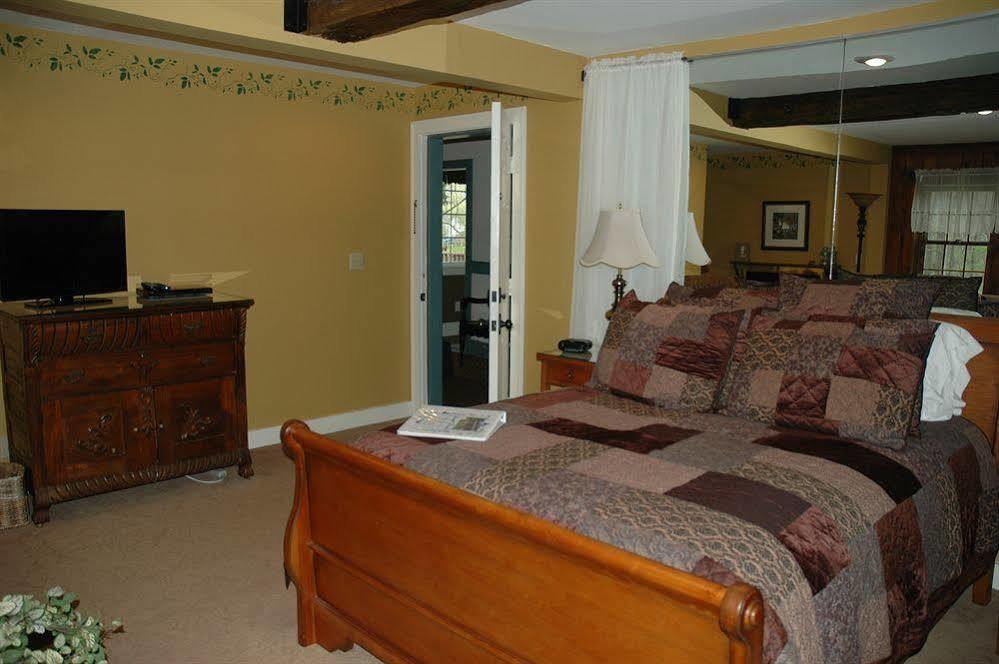 Genesee Country Inn B&B Mumford Екстериор снимка
